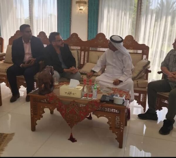 Detailed meeting with His Highness Sheikh Hasher AL Makthoum at the Royal Palace in Dubai