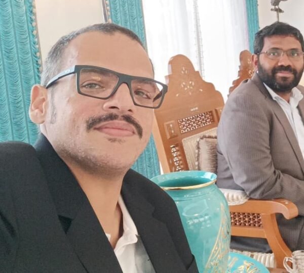 A strategic exchange with Mr. Tiby, Managing Director of Pin Micro Japan, at the Royal Palace, Dubai.